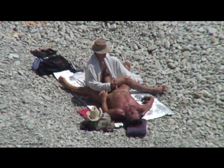 bh 11771 gu024071232108 on the beach. naked. nudists. hidden camera. sun. peeping