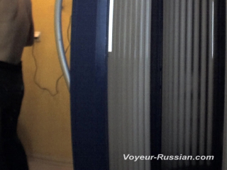 voyeur-russian lockerroom 120128