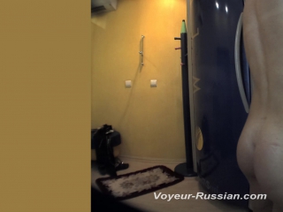 voyeur-russian lockerroom 120123