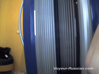 voyeur-russian lockerroom 110124
